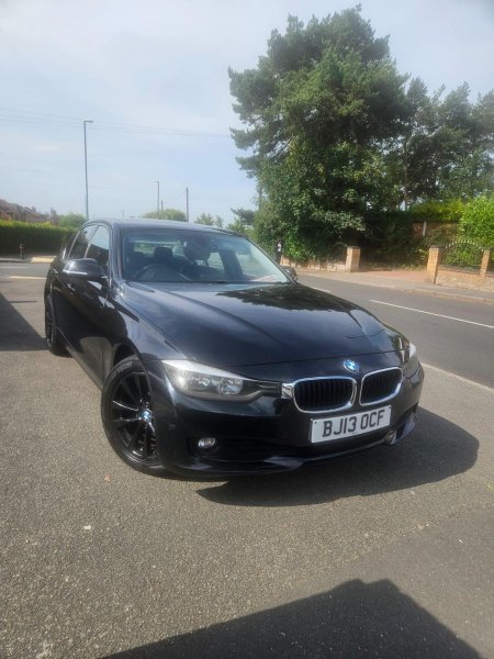 BMW 3 SERIES 2.0 318d SE Auto Euro 5 (s/s) 4dr