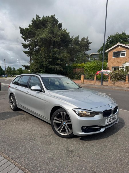 BMW 3 SERIES 2.0 320i Sport Touring Auto xDrive Euro 6 (s/s) 5dr